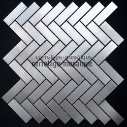 Mosaico acero suelo y muro cocina baton rompu muestra