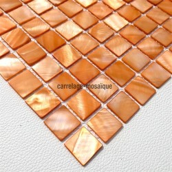 Suelo ducha en mosaico de madreperla muestra Nacarat Orange