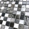 Azulejos de mosaico en las paredes y el suelo del baño y la cocina Willa