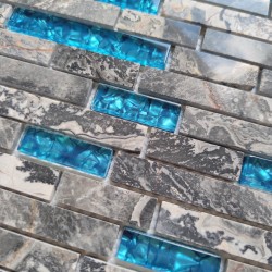 Mosaique mabre gris et verre bleu pour mur modele OLOF BLEU