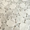 Polished pebble-shaped mosaic in white marble for home interiors