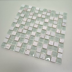 Mosaico de piedra y vidrio para azulejo de pared para baño. Placa completa de revestimiento mural de diseño.