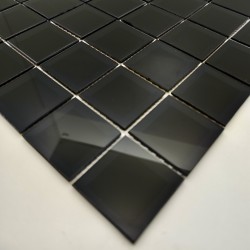 odern kitchen tile sheet in beveled glass for an effect of depth and luxury.